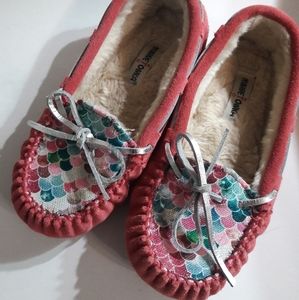 Minnetonka Moccasin Mermaid style pink, Girls